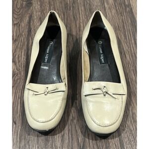 Etienne Aigner Tiana Loafers Flat Shoes Women's Size 7M Color Cream
